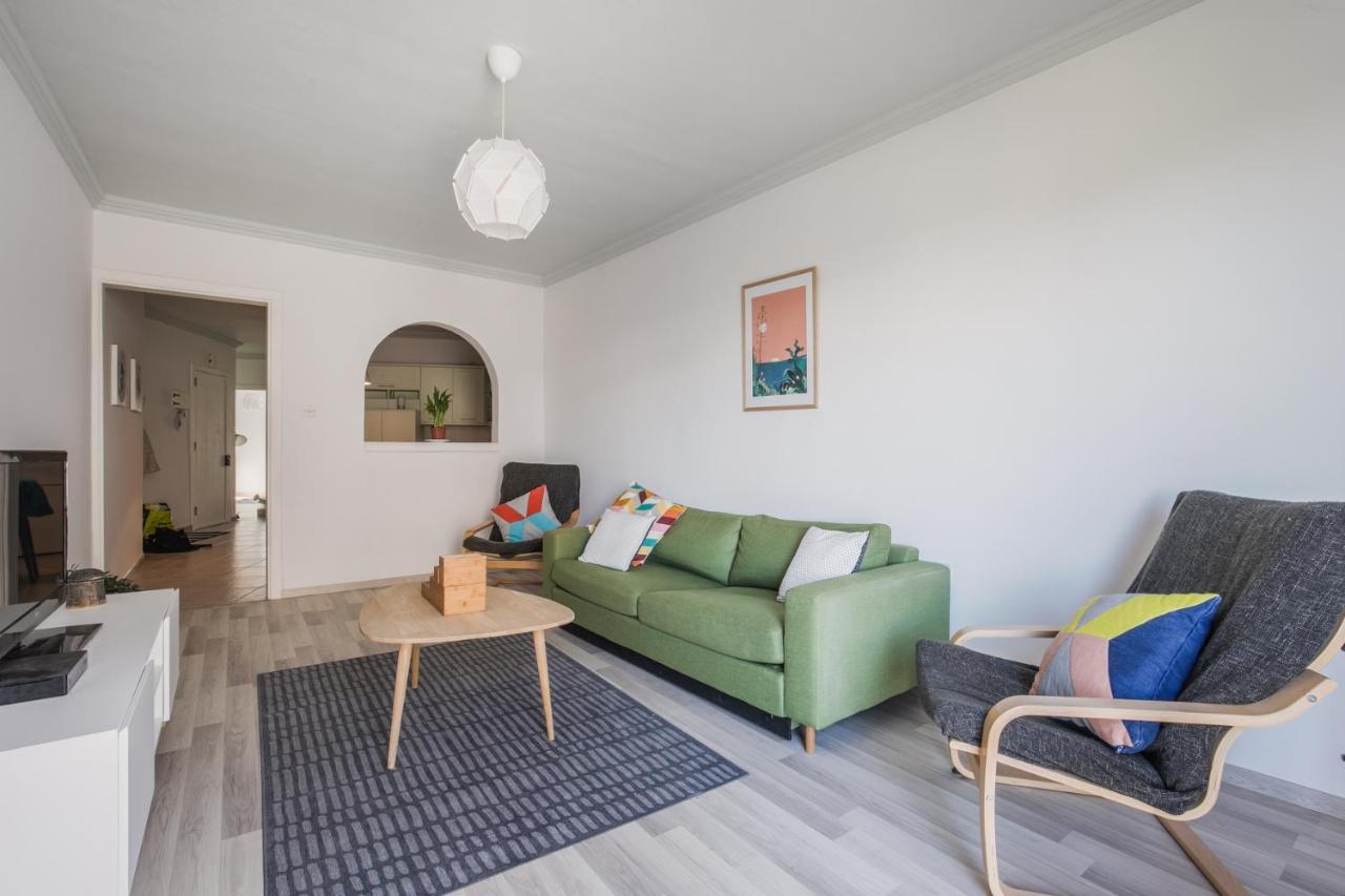 Stylish 3 Bedroom Apartment - St. Julians - 5 Mins From Balluta Bay Saint Julian's Bagian luar foto